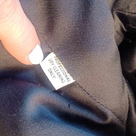 Rare Find! 1970s Vintage Pauline Trigere A Line Wool Coat Coyote Collar - Picture 16 of 16